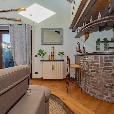 Malpensa Jacuzzi House Villa Ferno Luaran gambar
