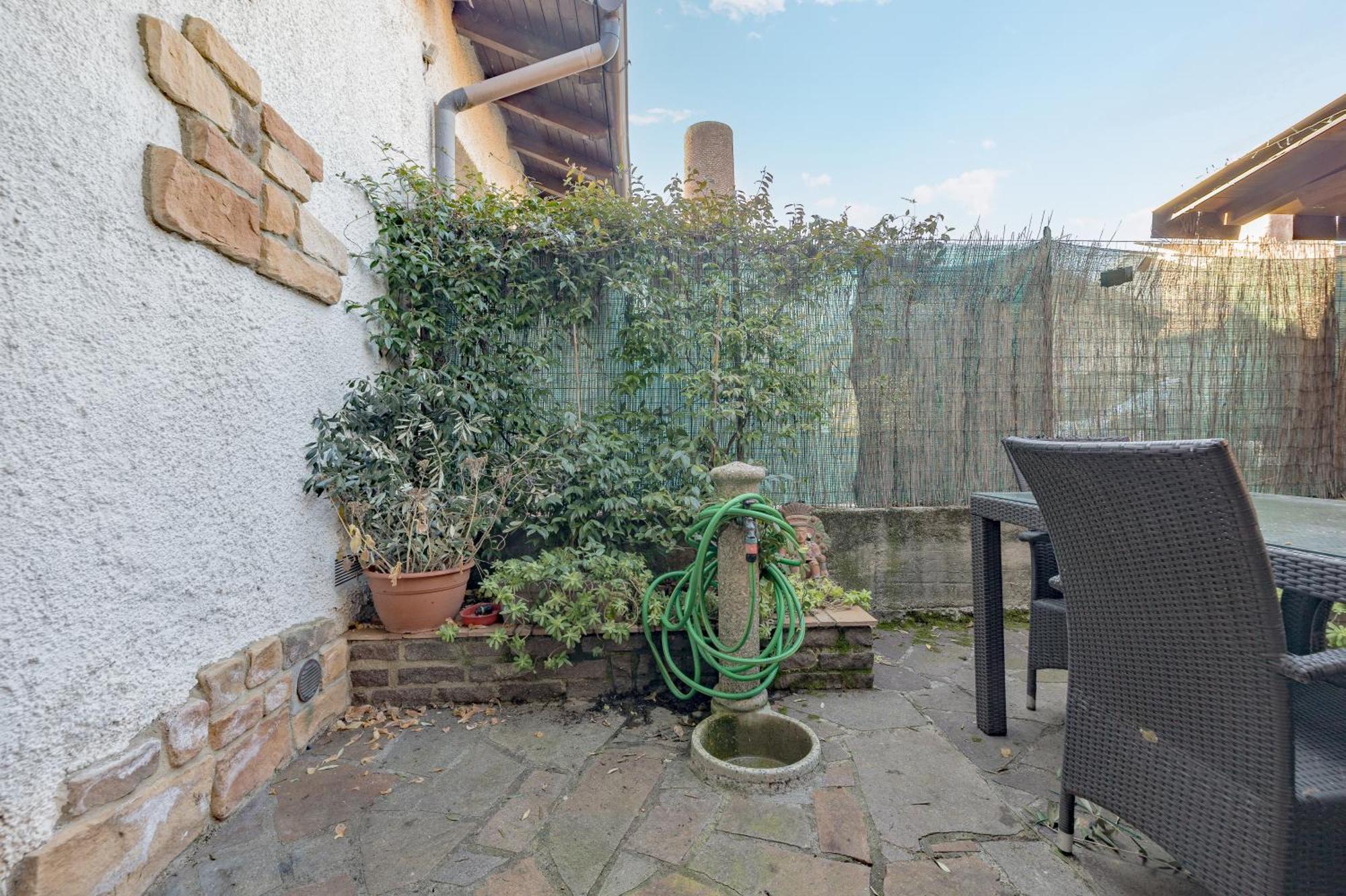 Malpensa Jacuzzi House Villa Ferno Luaran gambar